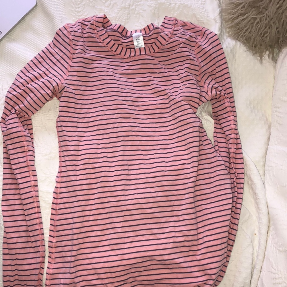 An ivivva top